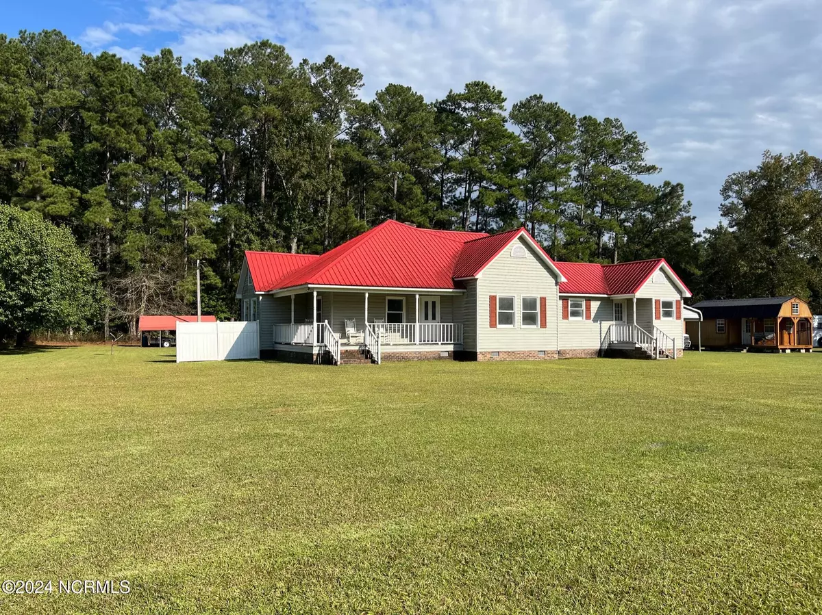 Whiteville, NC 28472,10995 New Britton HWY E