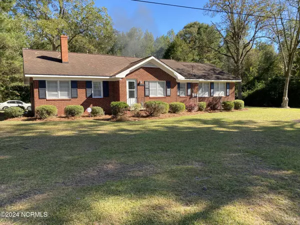 7253 James B White HWY S, Whiteville, NC 28472