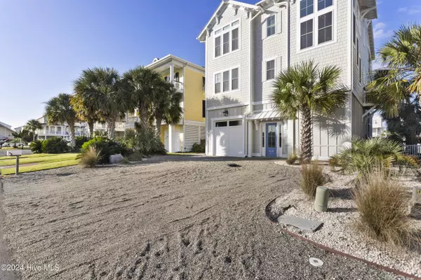 Ocean Isle Beach, NC 28469,5 Lee ST