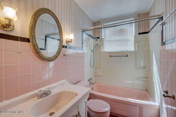 Wilmington, NC 28401,1009 S 6th ST