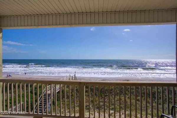 North Topsail Beach, NC 28460,1796 New River Inlet RD