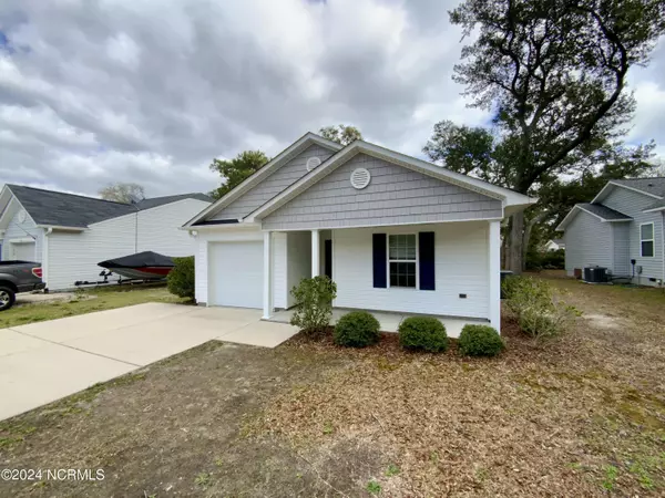 Oak Island, NC 28465,126 NW 8th ST