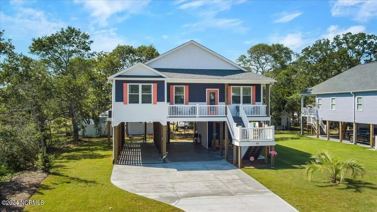 Oak Island, NC 28465,97 NE 19th ST