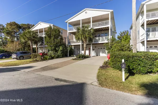 Kure Beach, NC 28449,1718 Mackerel LN