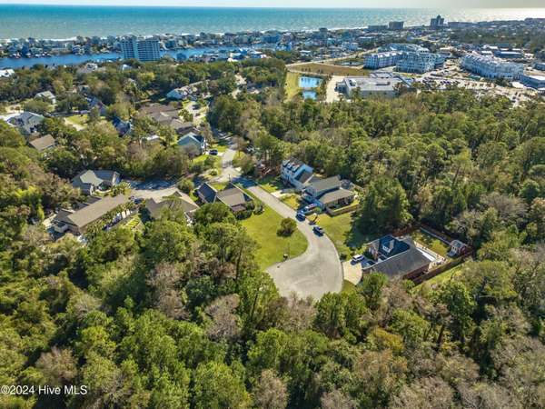 Carolina Beach, NC 28428,136 Lighthouse DR