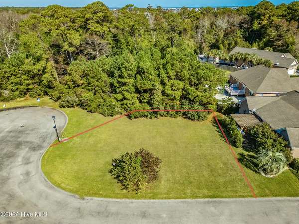 136 Lighthouse DR, Carolina Beach, NC 28428