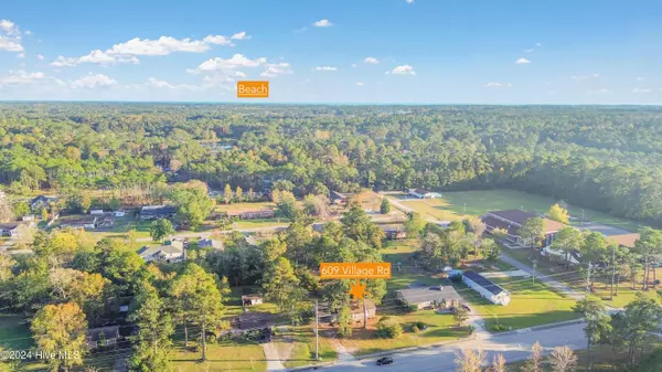 Shallotte, NC 28470,609 Village RD