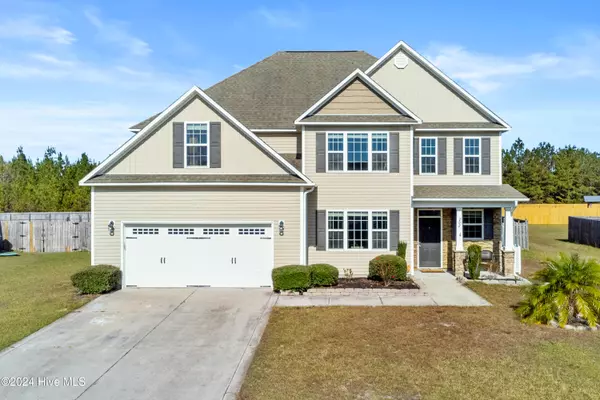 202 Southern Dunes DR, Maple Hill, NC 28454