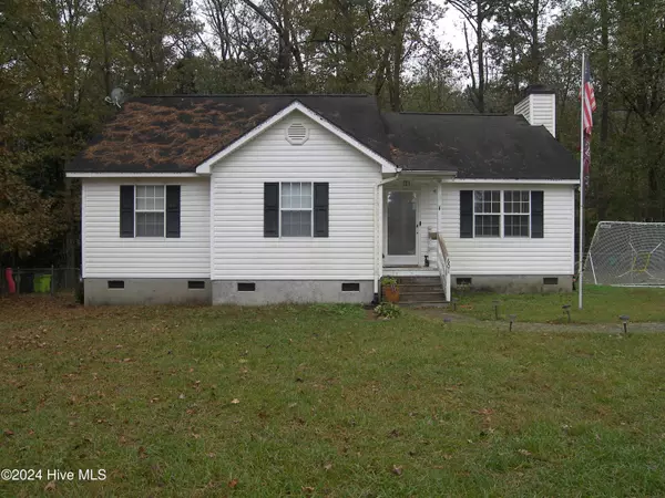 601 N Walnut ST, Spring Hope, NC 27882