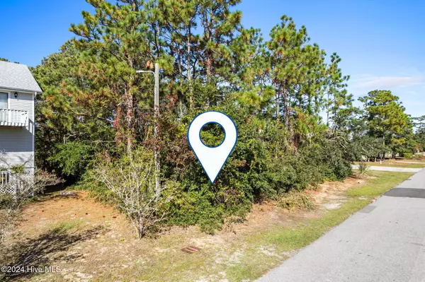 Oak Island, NC 28465,221 NE 51st ST