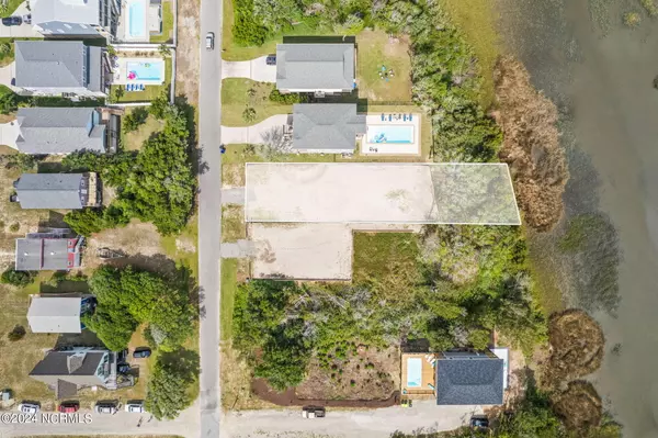 Oak Island, NC 28465,208 W Pelican DR