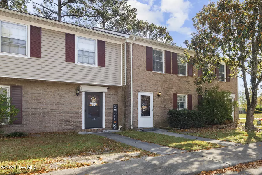 102 King George CT, Jacksonville, NC 28546