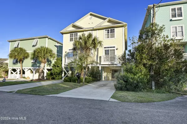 1105 Bowfin LN #Unit 2, Carolina Beach, NC 28428