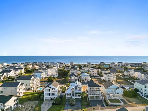 Holden Beach, NC 28462,118 Southshore DR