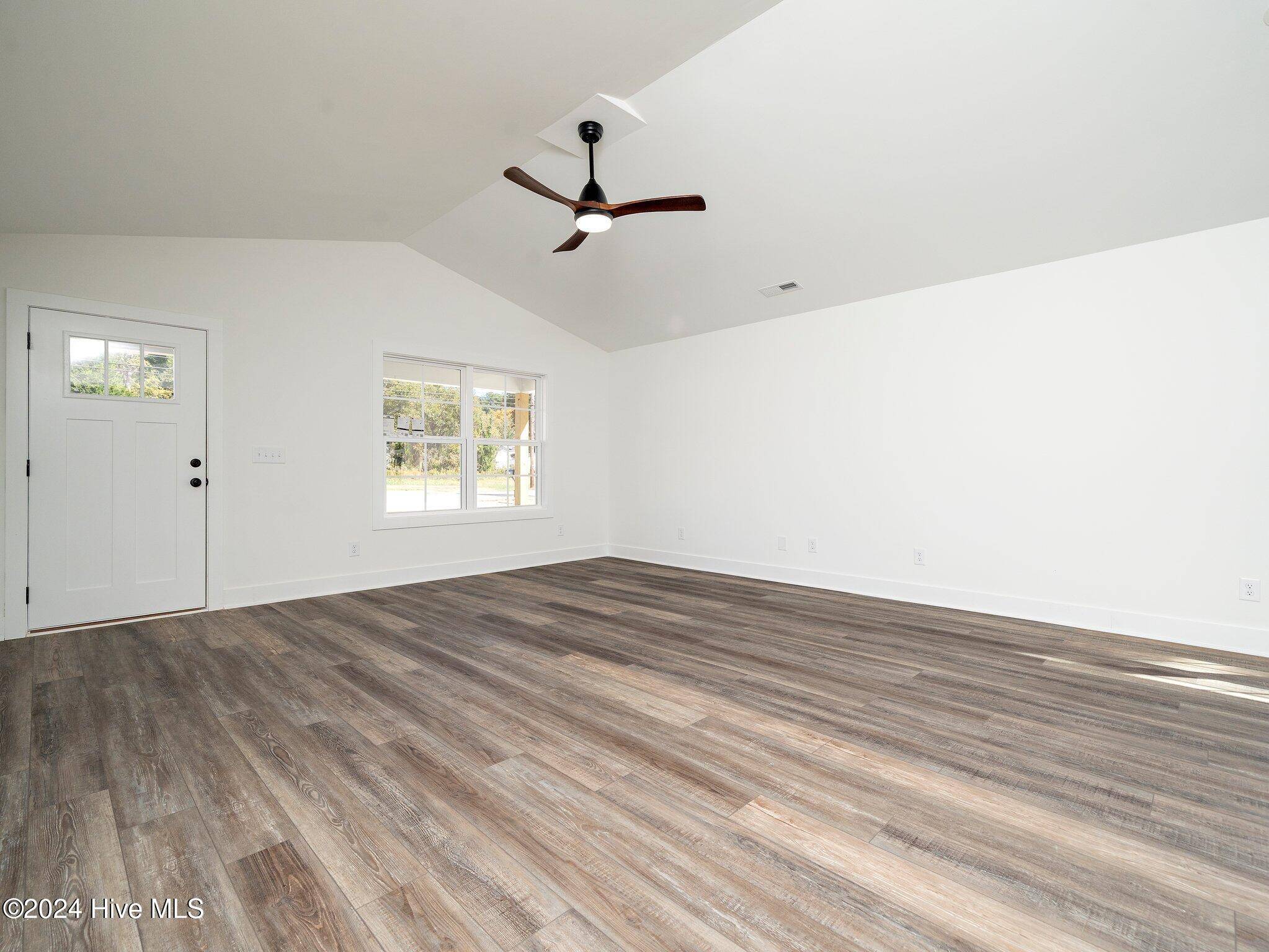 Spring Hope, NC 27882,280 S Pine ST
