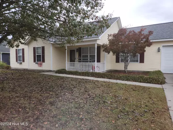 209 Quarterhorse LN, Jacksonville, NC 28546