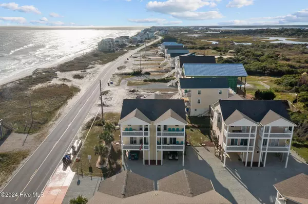 North Topsail Beach, NC 28460,105 Volusia DR