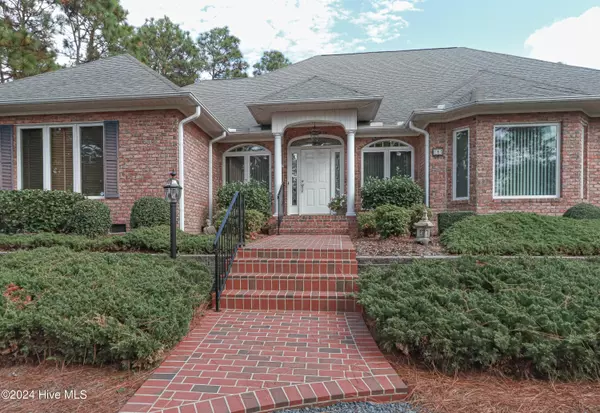 Pinehurst, NC 28374,8 Interlachon LN