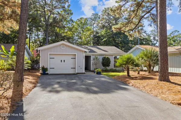 Pine Knoll Shores, NC 28512,103 Mcginnis DR