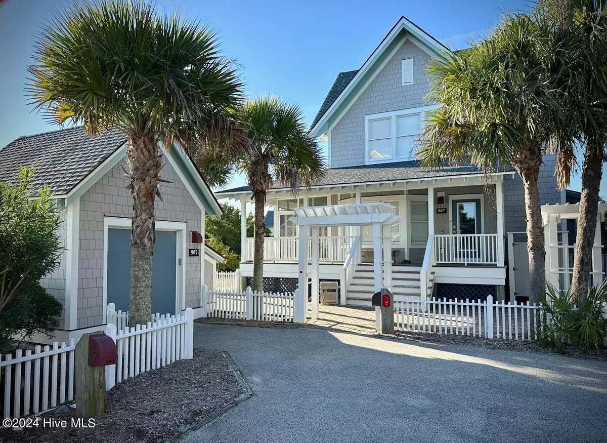 Bald Head Island, NC 28461,907 Bramble Reach