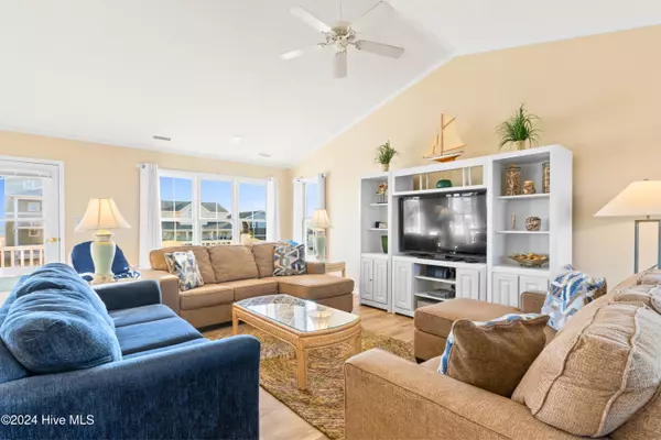 Holden Beach, NC 28462,870 Ocean BLVD W