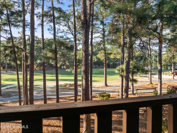 Southern Pines, NC 28387,204 Fairway CT