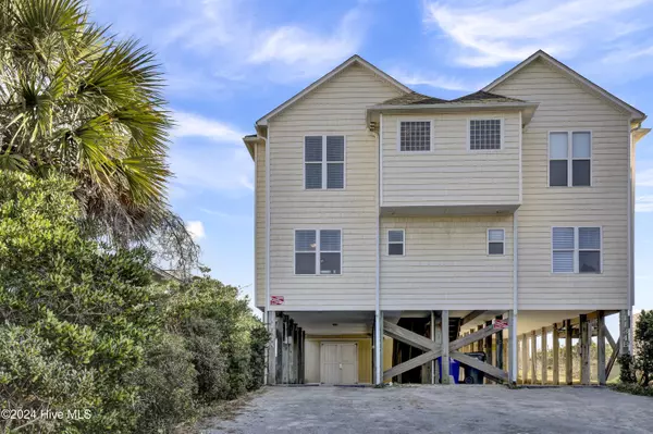 1134 S Shore DR #A, Surf City, NC 28445