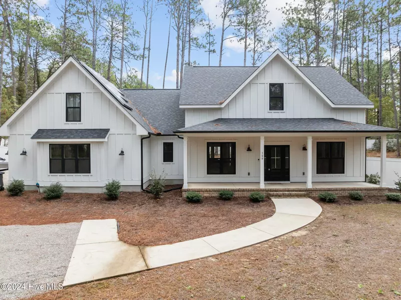 129 Williams RD, Southern Pines, NC 28387