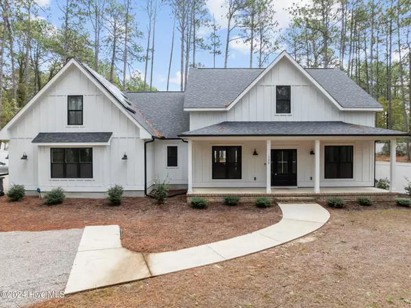 129 Williams RD,  Southern Pines,  NC 28387