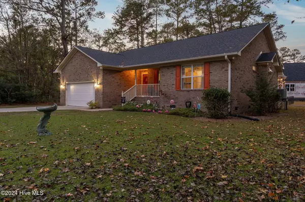902 Caroline CT, New Bern, NC 28560
