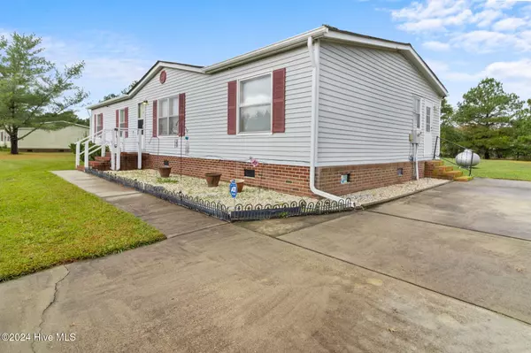 Elizabeth City, NC 27909,1035 Traci DR