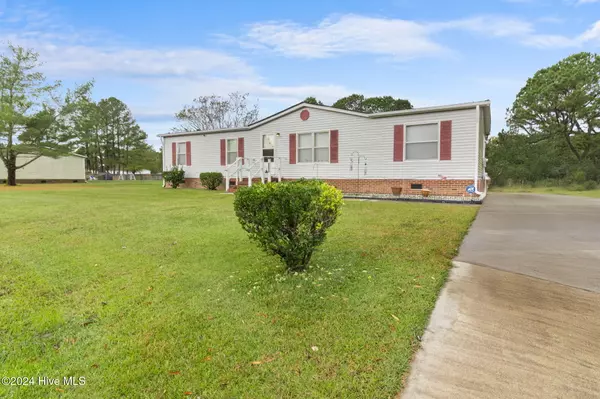 Elizabeth City, NC 27909,1035 Traci DR