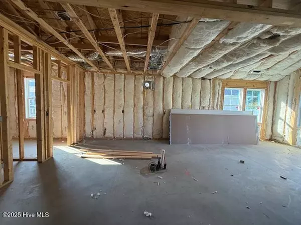 Holly Ridge, NC 28445,104 Whispering Pine LN