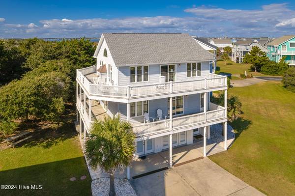 122 Island Quay CT, Atlantic Beach, NC 28512