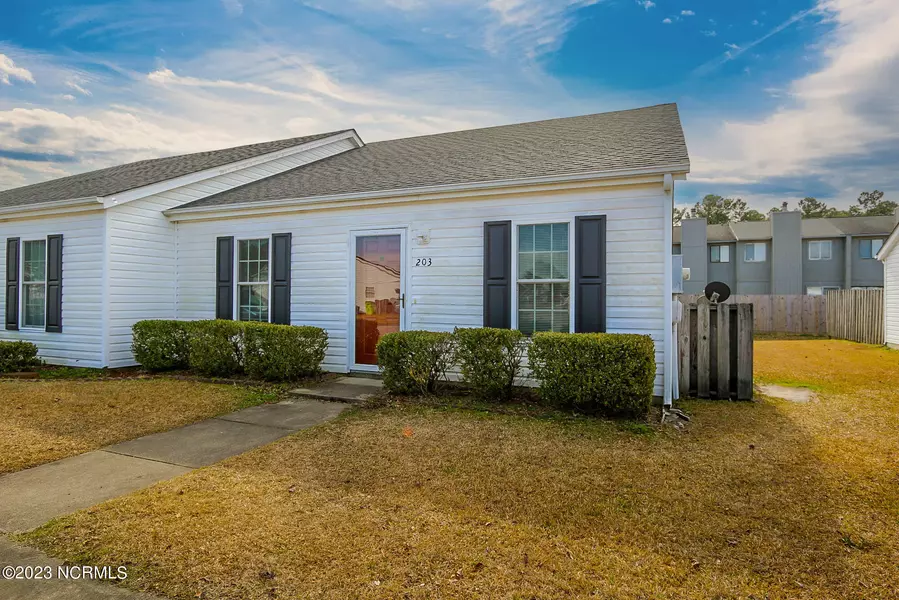 203 John CT, Havelock, NC 28532