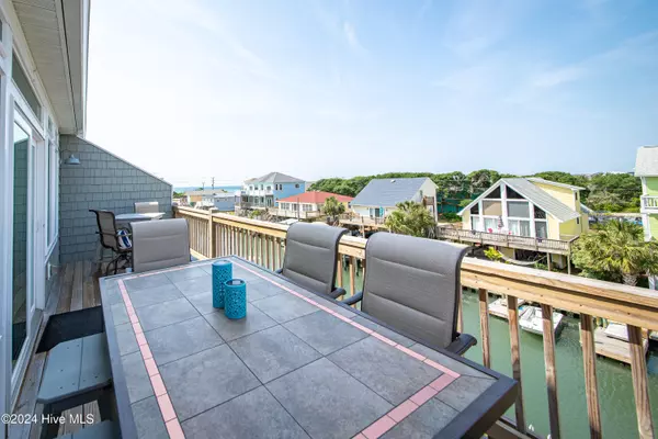 Topsail Beach, NC 28445,957 Tower CT #B