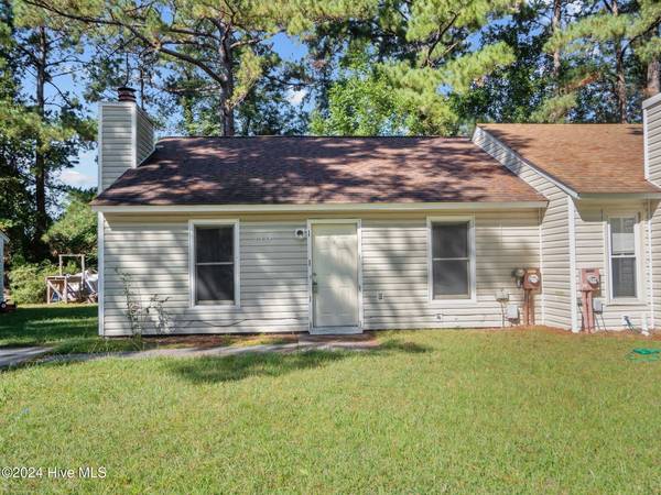 110 Corey CIR, Jacksonville, NC 28546