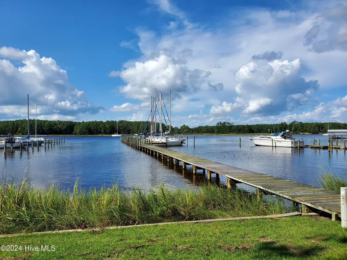 Belhaven, NC 27810,340 Jordan Creek Marina DR