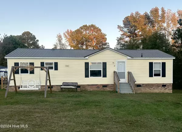 47 Valley Acres DR, Whiteville, NC 28472