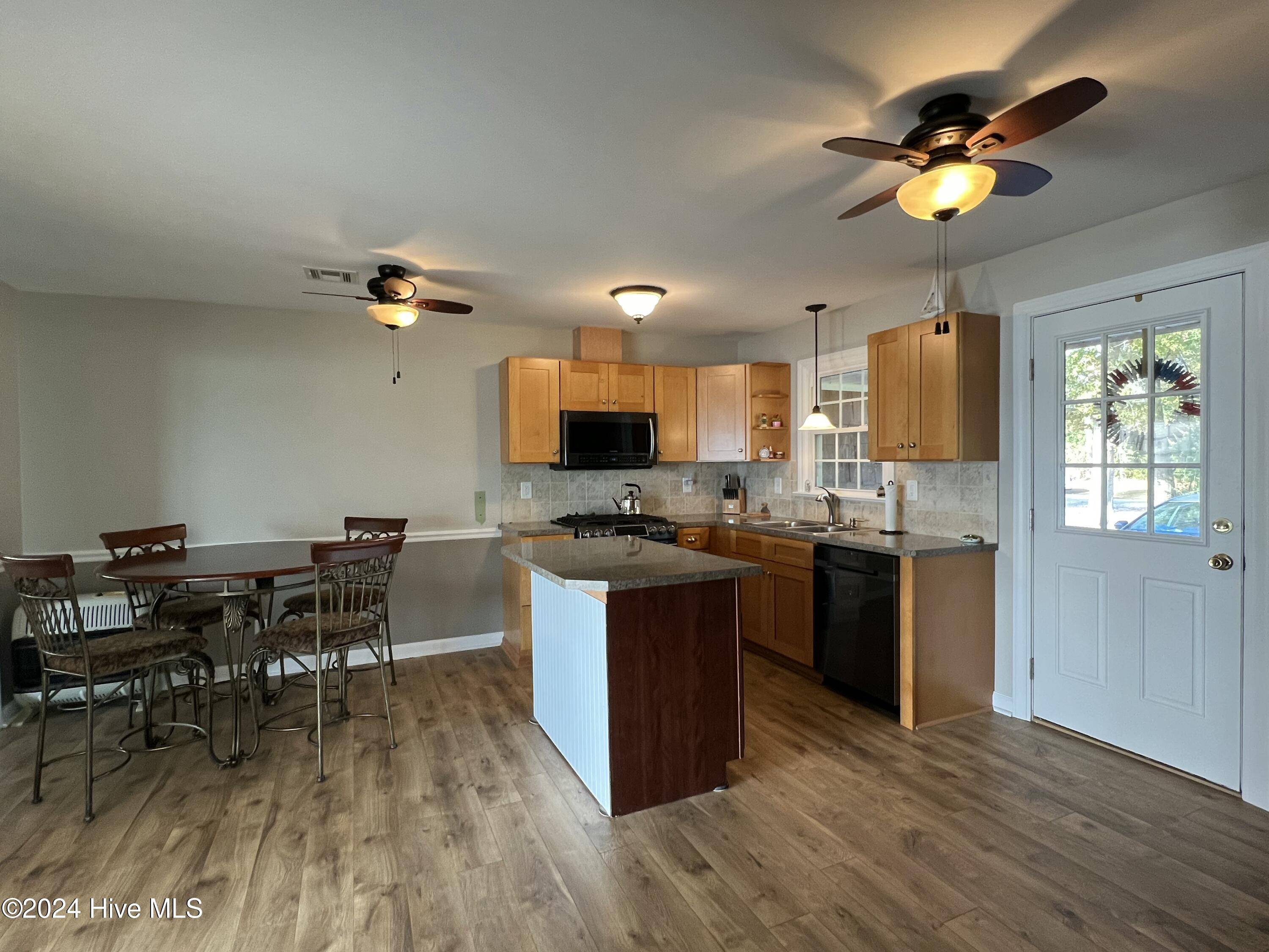 Belhaven, NC 27810,783 Foreman LN