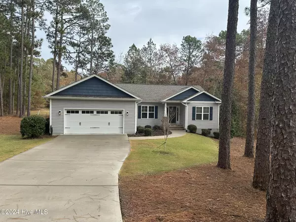 Pinehurst, NC 28374,25 Starlit LN