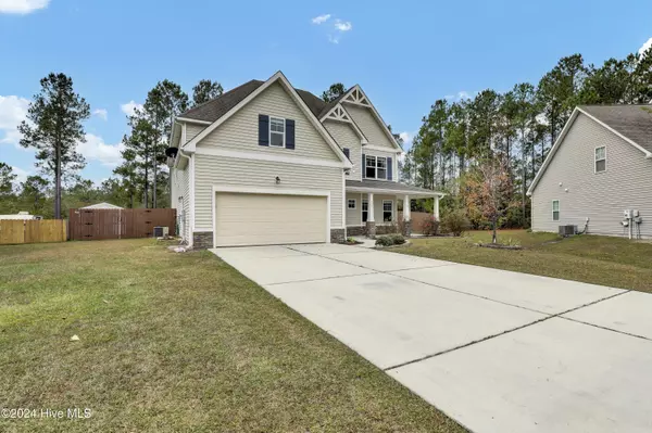 Holly Ridge, NC 28445,806 Iroquois CT