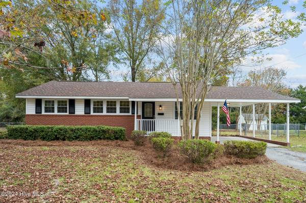 1018 Hendricks AVE, Jacksonville, NC 28540