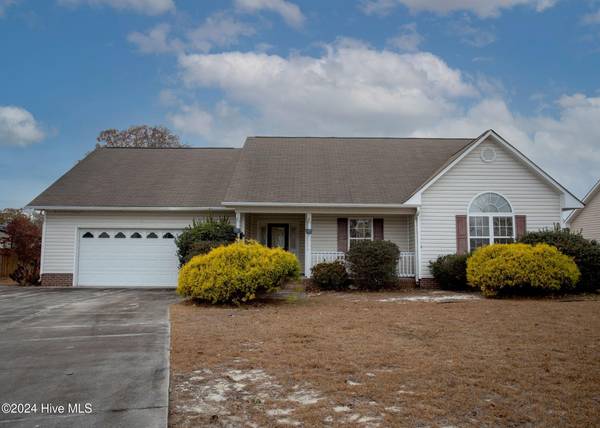 302 Ivy Brook CT,  Richlands,  NC 28574