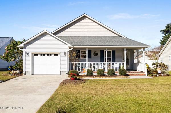 4947 N Hampton DR SE, Southport, NC 28461