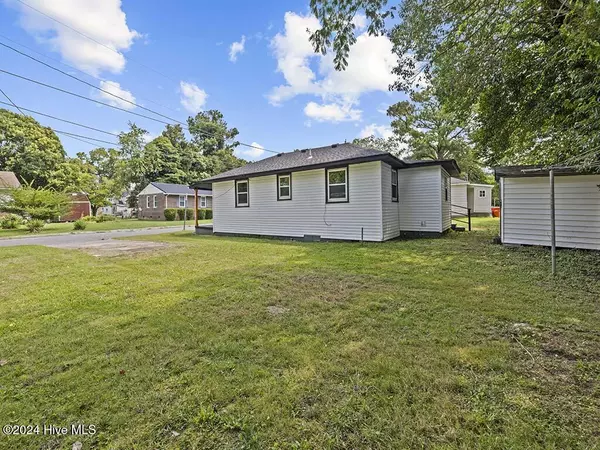 Elizabeth City, NC 27909,517 Brown ST