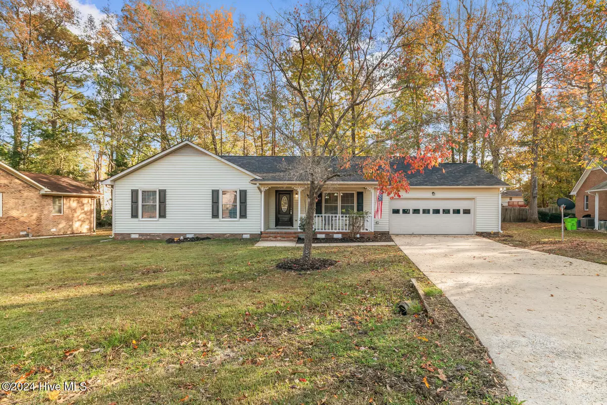 New Bern, NC 28562,314 Lochbridge DR