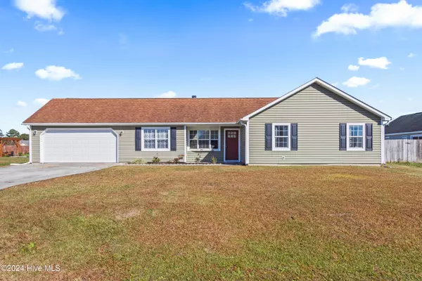 509 Amber AVE, Hubert, NC 28539