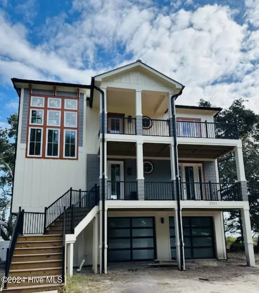 1711 Hemingway DR SW, Ocean Isle Beach, NC 28469