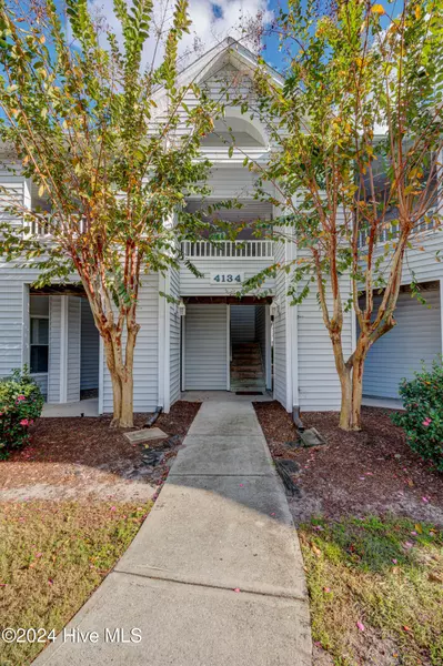 4134 Breezewood DR #Apt 103, Wilmington, NC 28412